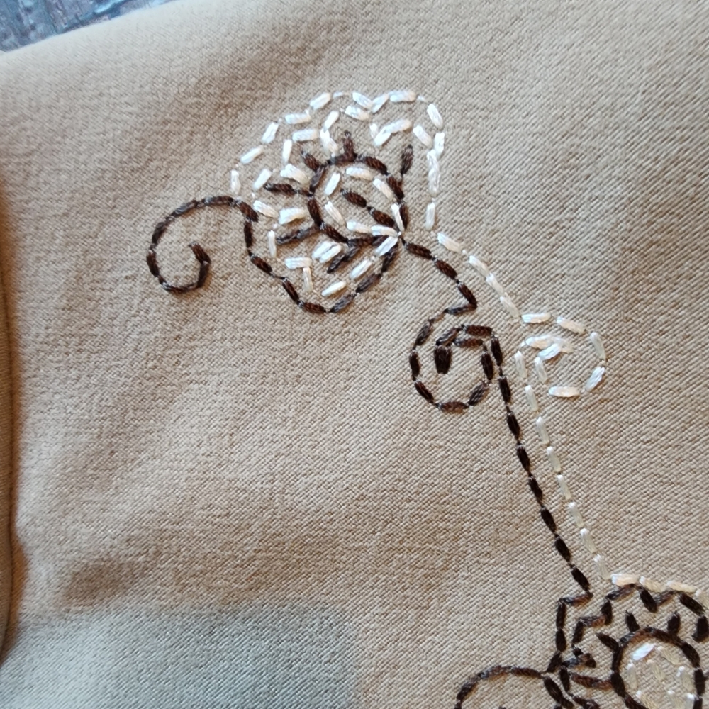 Serengeti Embroidered Blazer Micro Suede Tan Large โ - Picture 4 of 11